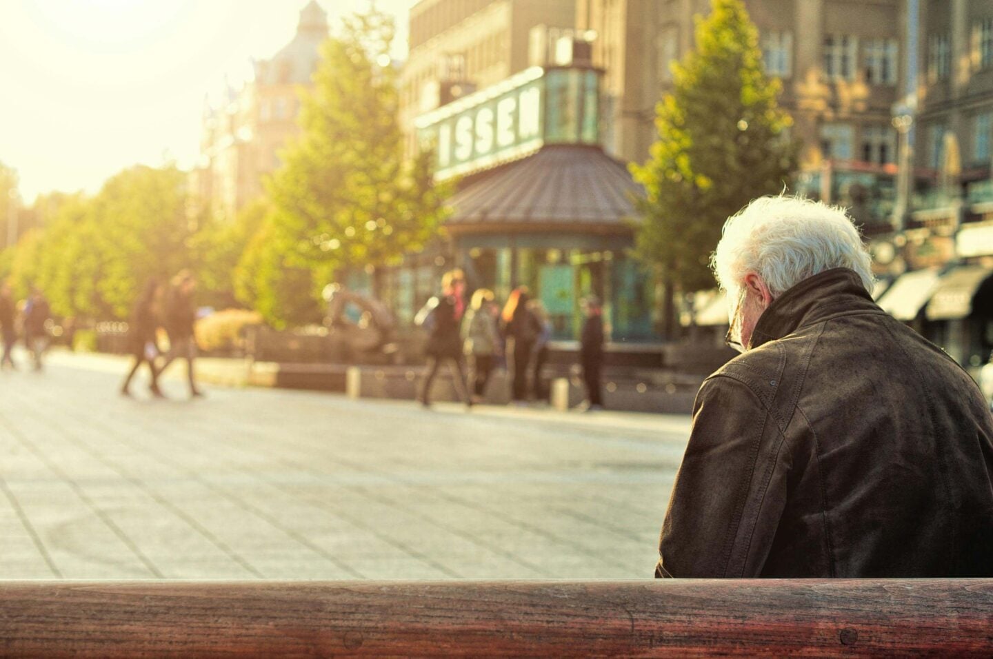 enhancing retirement income with single premium immediate annuities (spia)