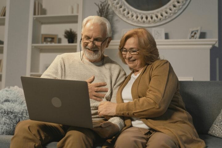 what are retirement annuities